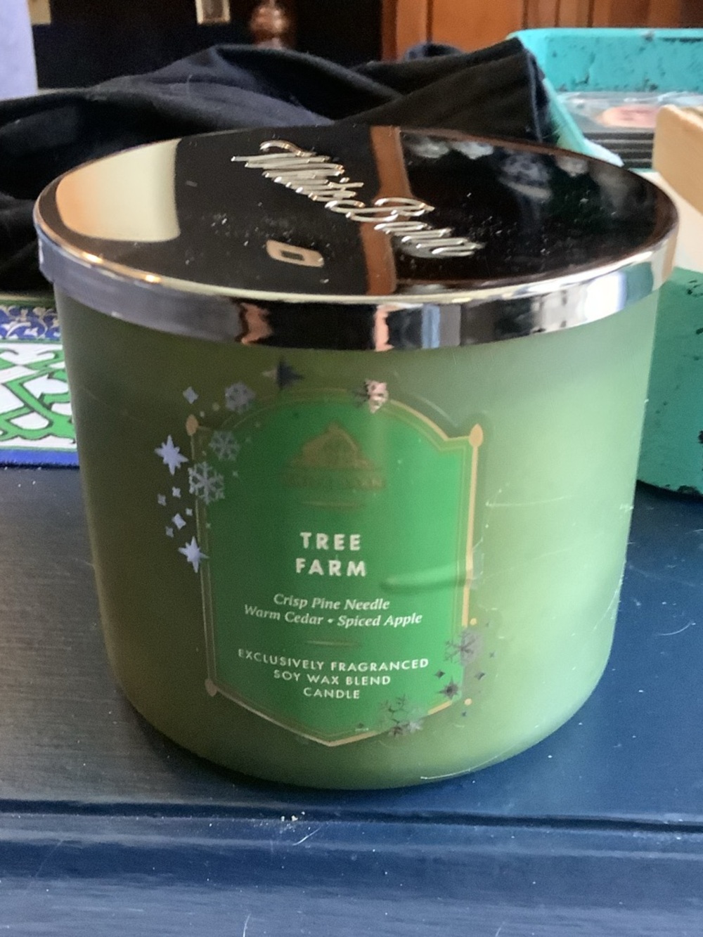 White Barn Tree Farm Candle -‎ Green Jar with Silver Lid